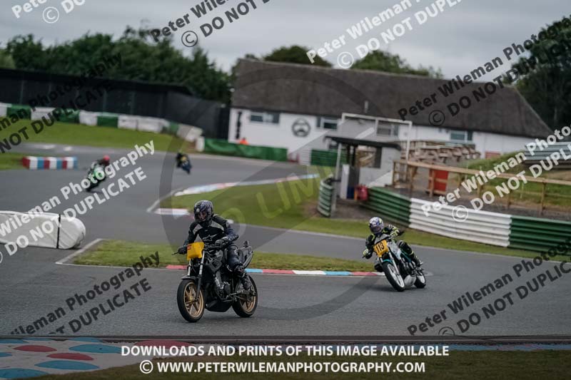 enduro digital images;event digital images;eventdigitalimages;mallory park;mallory park photographs;mallory park trackday;mallory park trackday photographs;no limits trackdays;peter wileman photography;racing digital images;trackday digital images;trackday photos
